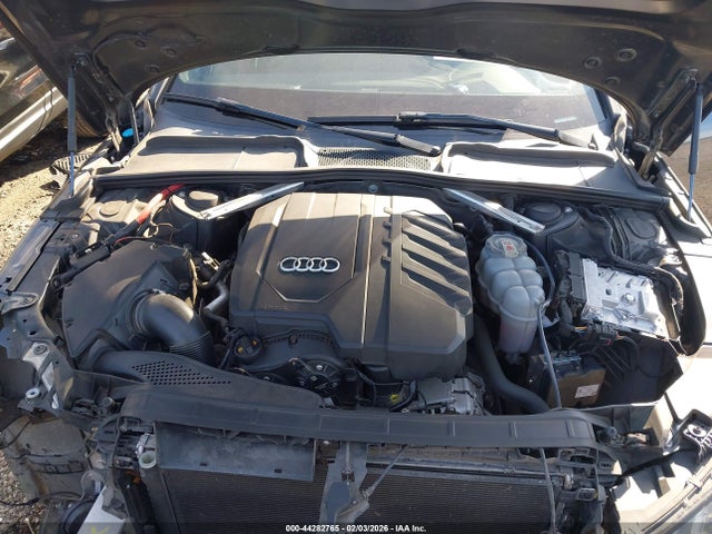2021 Audi A4 Premium Plus 45 Tfsi S Line Quattro S Tronic მანქანა იყიდება აუქციონზე, vin: WAUEAAF49MN012687, აუქციონის ნომერი: 44282765