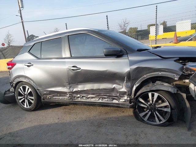 3N1CP5CU4KL531330 Nissan KICKS SV