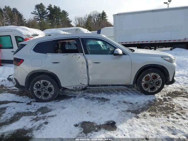 Продаж на аукціоні авто 2024 Bmw X1 Xdrive28i, vin: WBX73EF08R5Z47610, номер лоту: 44282798