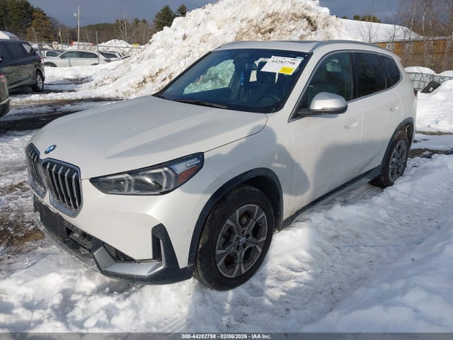 2024 BMW X1 WBX73EF08R5Z47610 Photo 1