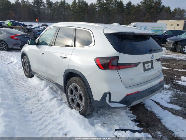 2024 BMW X1 WBX73EF08R5Z47610 Photo 2