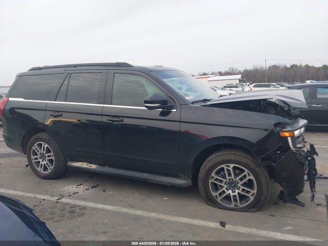 1FMJU1J87SEA05183 Ford Expedition Active