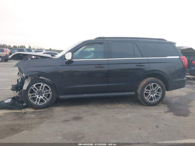 1FMJU1J87SEA05183 Ford Expedition Active