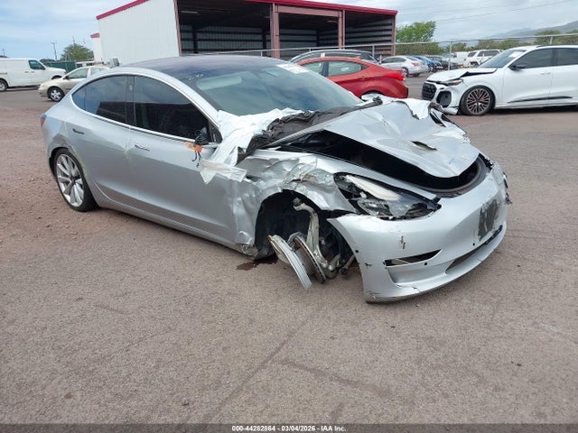 2018 TESLA MODEL 3 5YJ3E1EB2JF054921 Photo 0