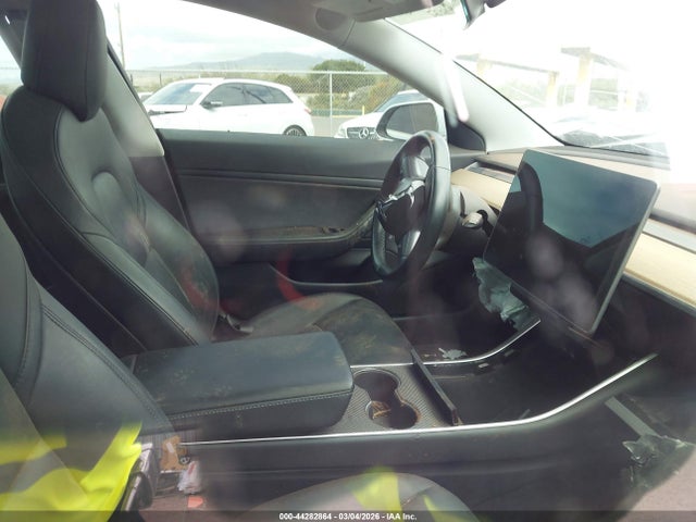 2018 TESLA MODEL 3 5YJ3E1EB2JF054921 Photo 4