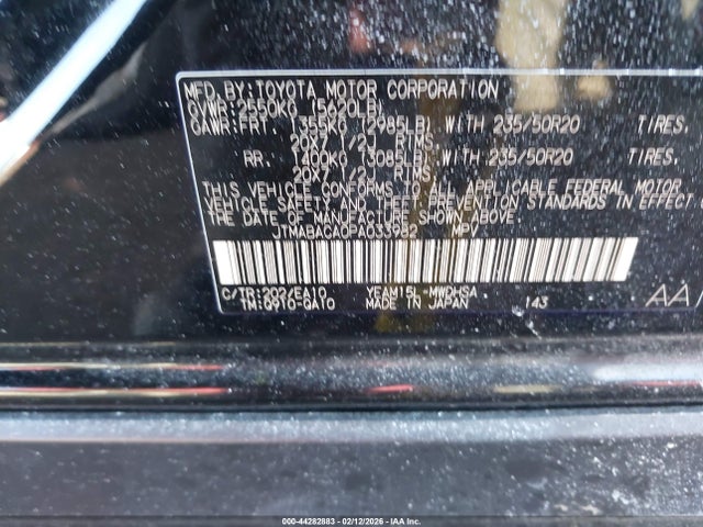 2023 TOYOTA BZ4X JTMABACA0PA033982 Photo 8