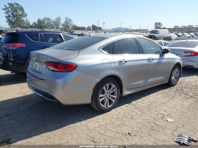 Chrysler 200 Limited 2015 1C3CCCAB9FN624868 Image 4