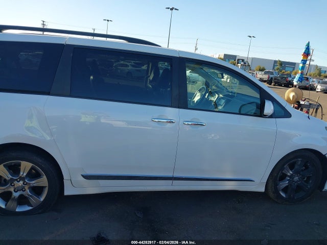 Toyota Sienna Se 8 Passenger 2014 5TDXK3DC3ES452687 Image 13