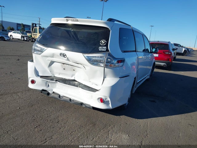 Toyota Sienna Se 8 Passenger 2014 5TDXK3DC3ES452687 Image 4