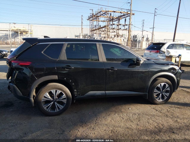 5N1BT3BBXPC753250 Nissan Rogue Sv Intelligent Awd