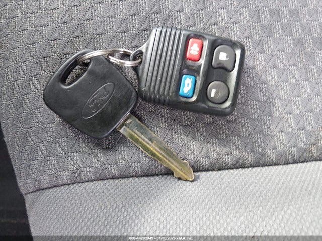 2005 FORD FOCUS 3FAFP37NX5R119308 Photo 10