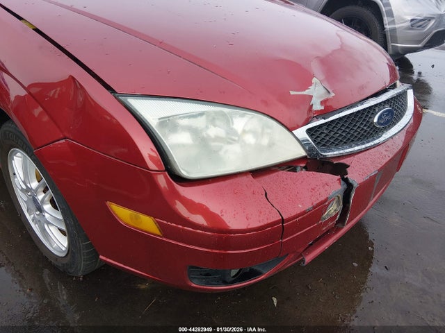 2005 FORD FOCUS 3FAFP37NX5R119308 Photo 5