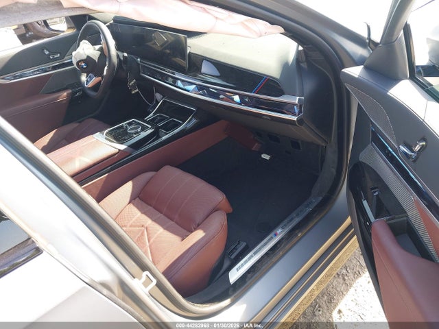 44282968 :رقم المزاد ، WBA23EH00SCV55241 vin ، 2025 Bmw 740i مزاد بيع
