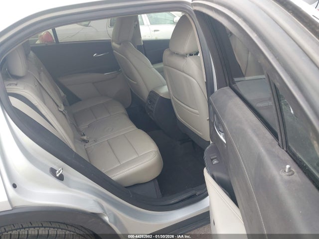 2019 CADILLAC XT4 1GYFZDR45KF204770 Photo 7