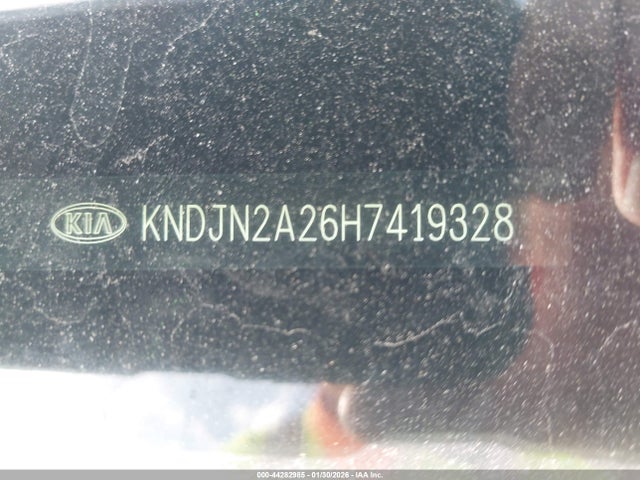 KIA Soul 2017 KNDJN2A26H7419328 Image 12