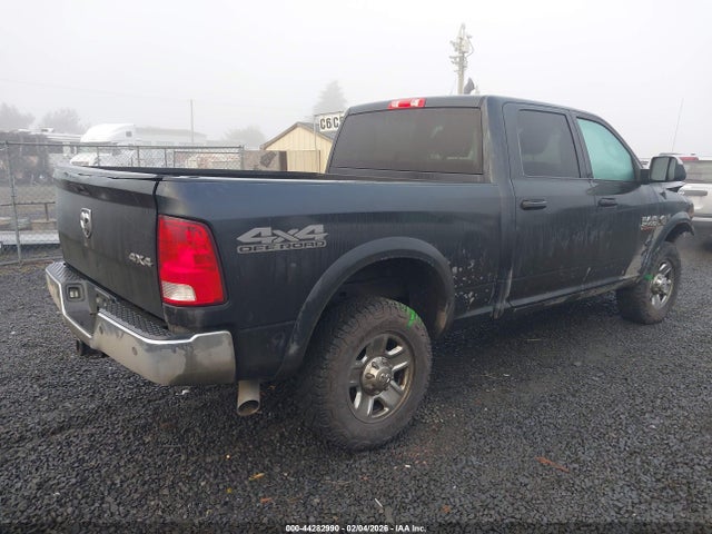 3C6UR5CL6HG571078 RAM 2500 Tradesman 4x4 6&#039;4 Box