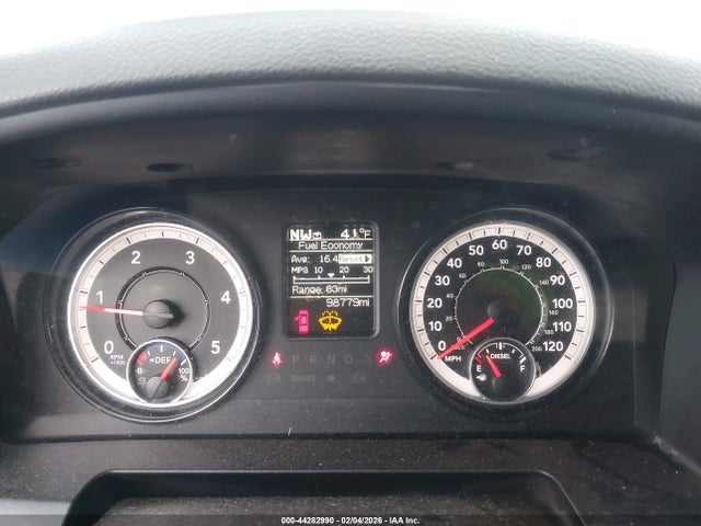 3C6UR5CL6HG571078 RAM 2500 Tradesman 4x4 6&#039;4 Box