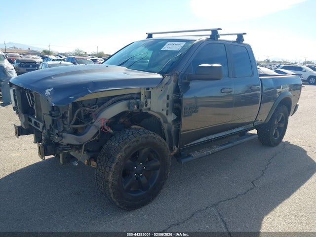 1C6RR7GT5KS649216 RAM 1500 Classic Warlock 4x4 6&#039;4 Box