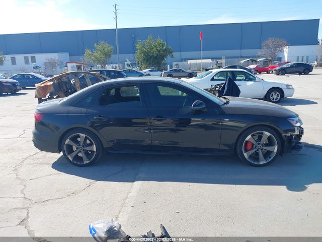 WAUEAAF49NN005210 Audi A4 Premium Plus 45 Tfsi S Line Quattro S Tronic