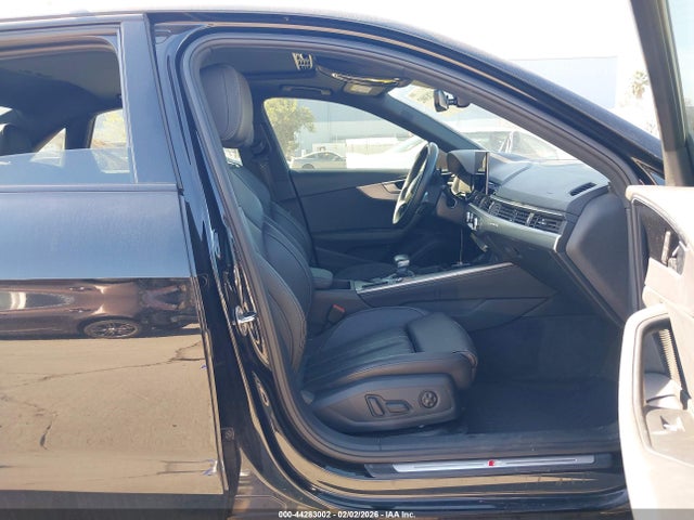 2022 AUDI A4 WAUEAAF49NN005210 Photo 4
