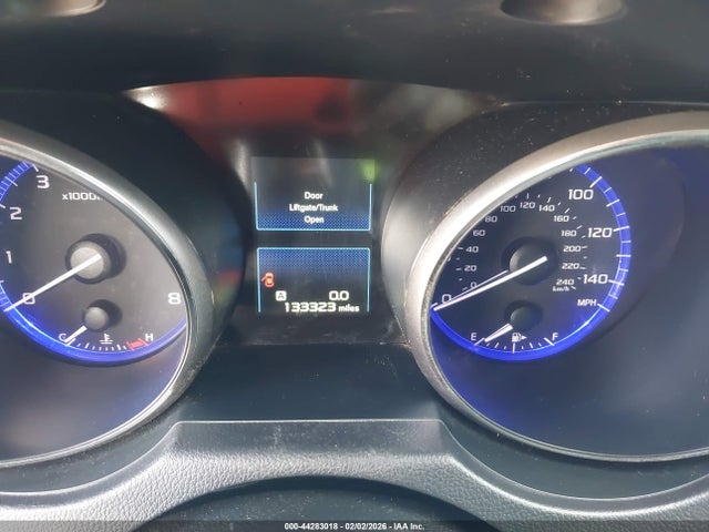 2015 Subaru Legacy 2.5i Premium მანქანა იყიდება აუქციონზე, vin: 4S3BNBE67F3067639, აუქციონის ნომერი: 44283018