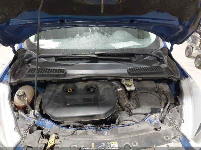 1FMCU9J91HUB43915 Ford Escape Titanium