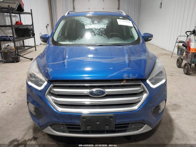 1FMCU9J91HUB43915 Ford Escape Titanium