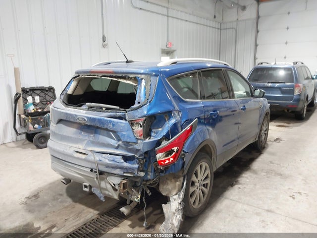 1FMCU9J91HUB43915 Ford Escape Titanium