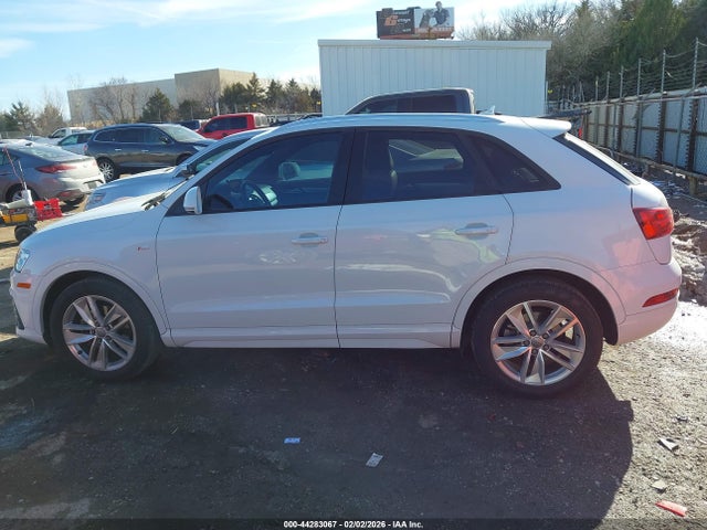 2018 Audi Q3 2.0t Premium/2.0t Sport Premium მანქანა იყიდება აუქციონზე, vin: WA1ECCFS3JR023576, აუქციონის ნომერი: 44283067