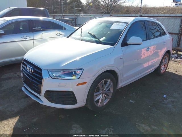 2018 AUDI Q3 WA1ECCFS3JR023576 Photo 1