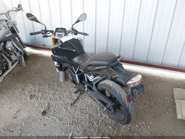 WB30G4309PRA55851 BMW G310 R