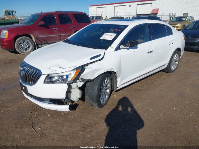 1G4GB5G32GF272798 Buick Lacrosse Leather