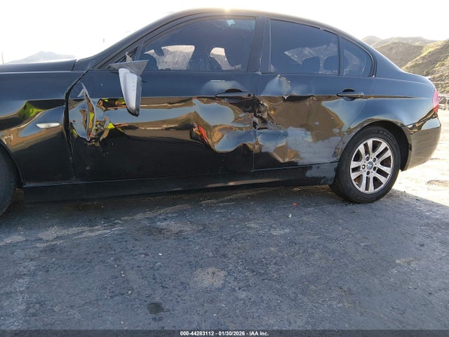 44283112 :رقم المزاد ، WBAVC935X8K035585 vin ، 2008 Bmw 328xi مزاد بيع