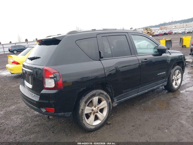 1C4NJCBA5GD753794 Jeep Compass Sport