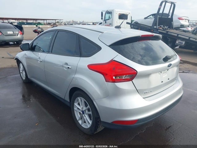 1FADP3K25JL273437 Ford FOCUS SE