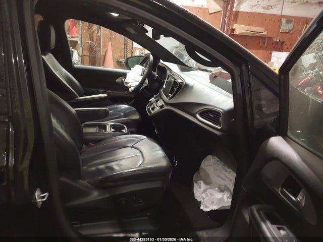 2020 CHRYSLER PACIFICA 2C4RC3BG1LR288888 Photo 4