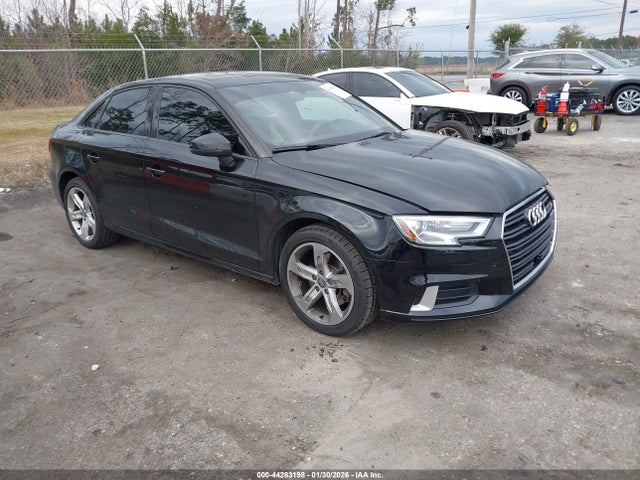 2018 AUDI A3 WAUAUGFF2J1063641