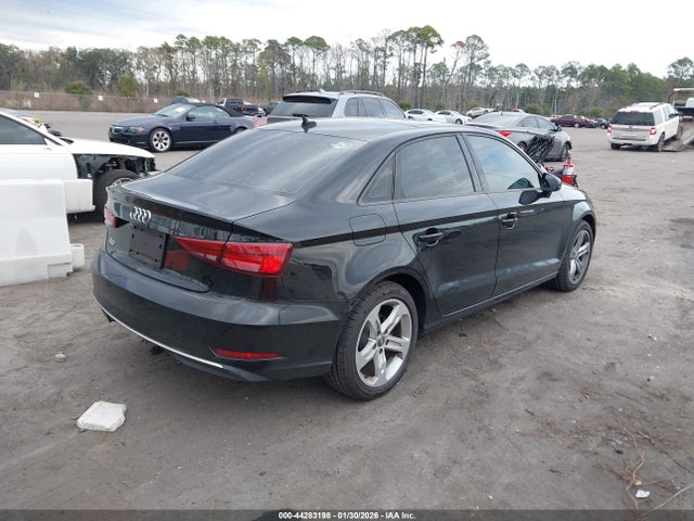 2018 AUDI A3 WAUAUGFF2J1063641 Photo 3