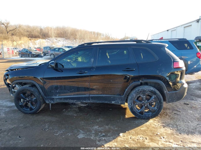44283216 :رقم المزاد ، 1C4PJMLB8MD116691 vin ، 2021 Jeep Cherokee مزاد بيع