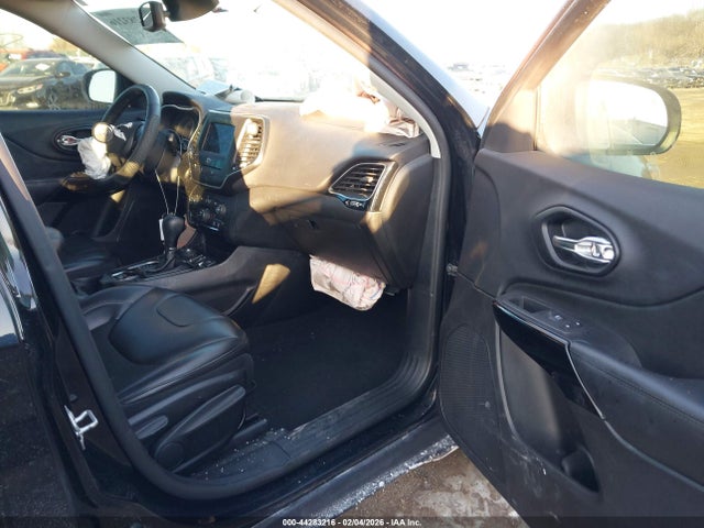 44283216 :رقم المزاد ، 1C4PJMLB8MD116691 vin ، 2021 Jeep Cherokee مزاد بيع