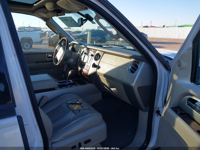 2010 FORD EXPEDITION 1FMJU1K55AEA19943 Photo 4