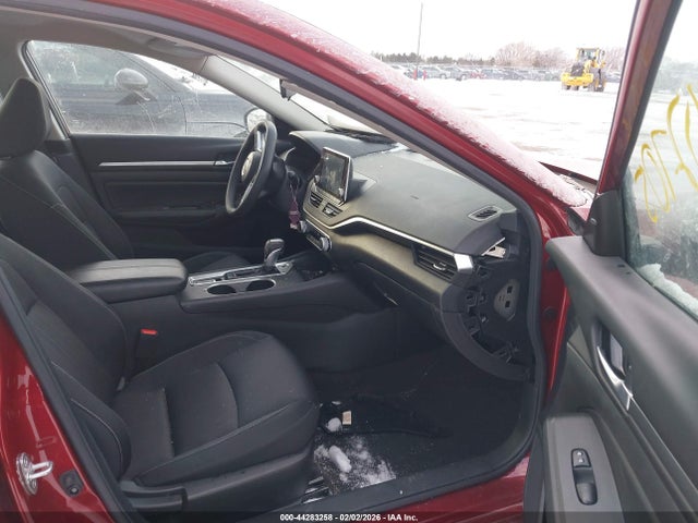 1N4BL4DW2NN344628 Nissan Altima Sv Intelligent Awd