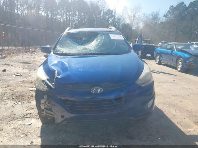 2014 Hyundai Tucson Se მანქანა იყიდება აუქციონზე, vin: KM8JUCAG5EU826313, აუქციონის ნომერი: 44283296