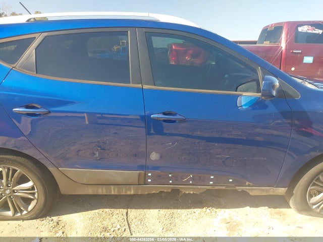 2014 Hyundai Tucson Se მანქანა იყიდება აუქციონზე, vin: KM8JUCAG5EU826313, აუქციონის ნომერი: 44283296