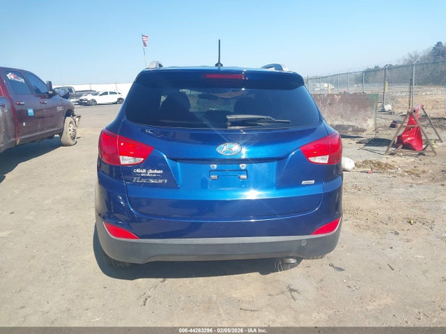 2014 Hyundai Tucson Se მანქანა იყიდება აუქციონზე, vin: KM8JUCAG5EU826313, აუქციონის ნომერი: 44283296