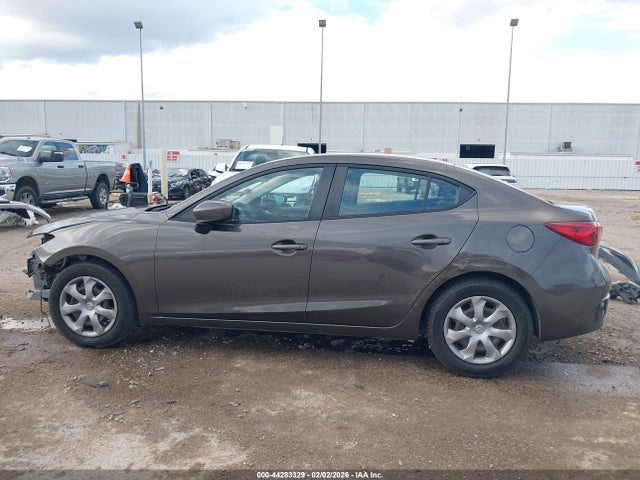 JM1BM1U70E1121087 Mazda Mazda3 I Sport