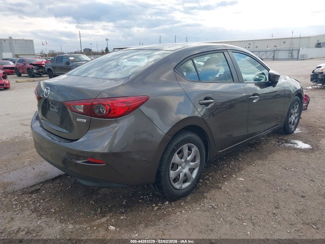 JM1BM1U70E1121087 Mazda Mazda3 I Sport
