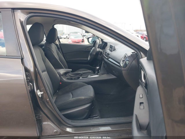 JM1BM1U70E1121087 Mazda Mazda3 I Sport