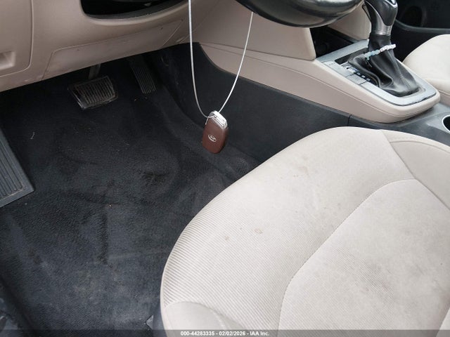 5NPD84LF9JH309018 Hyundai Elantra Value Edition