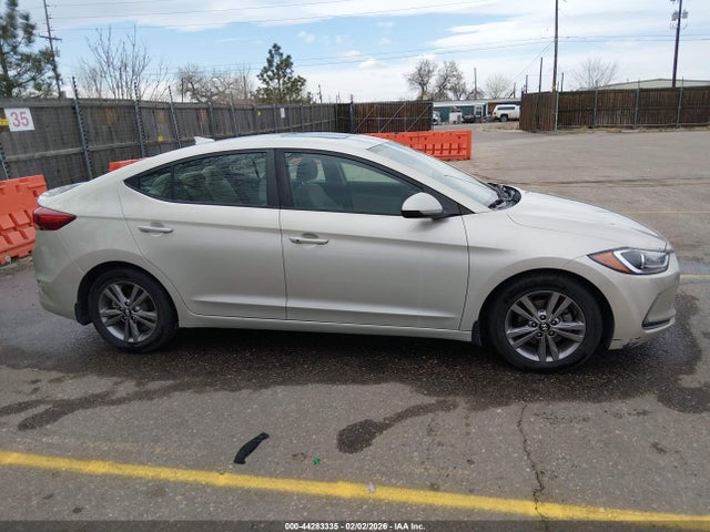 5NPD84LF9JH309018 Hyundai Elantra Value Edition